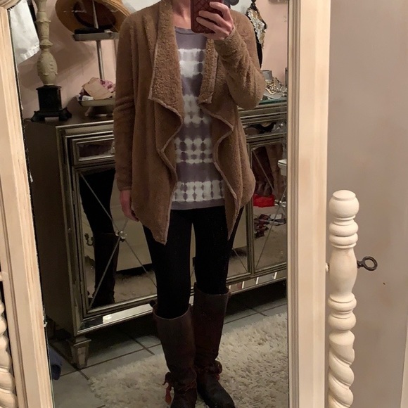 Cute Teddy/Cozy Cardigan - Picture 5 of 11